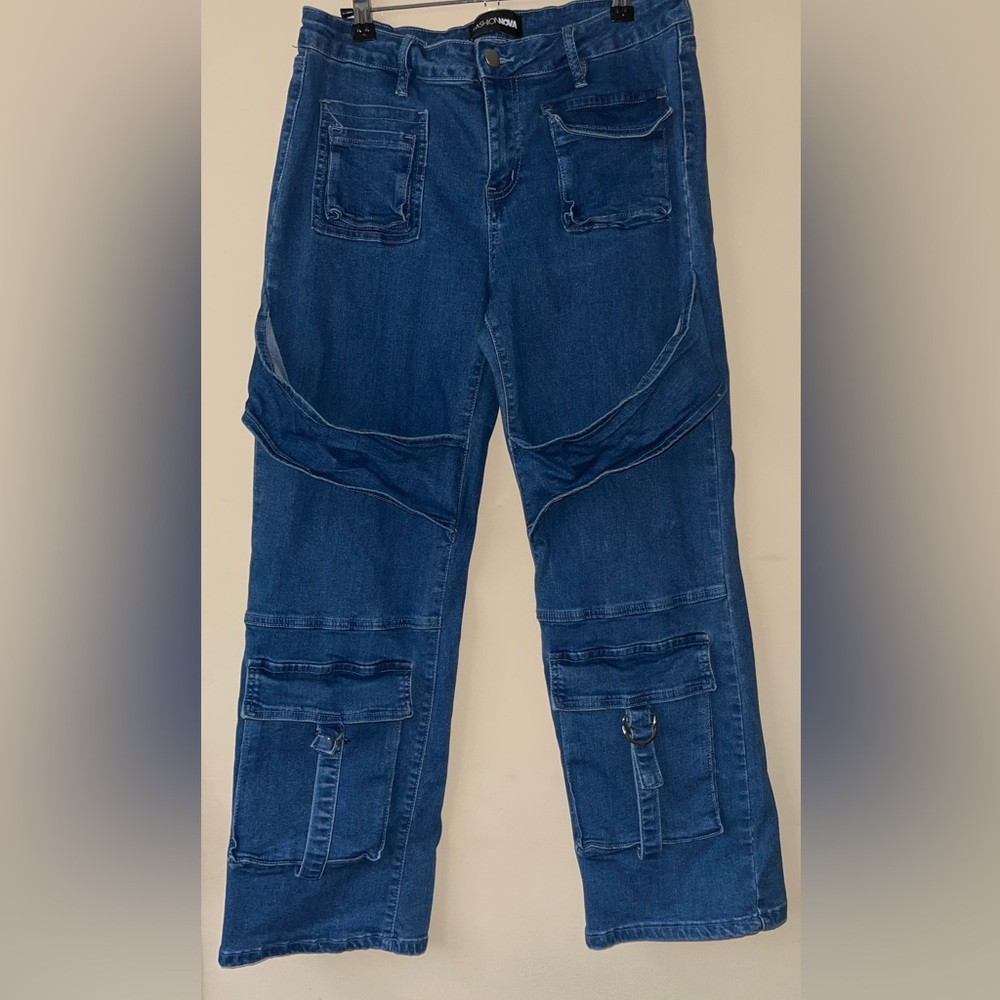 Fashion nova cargo jeans